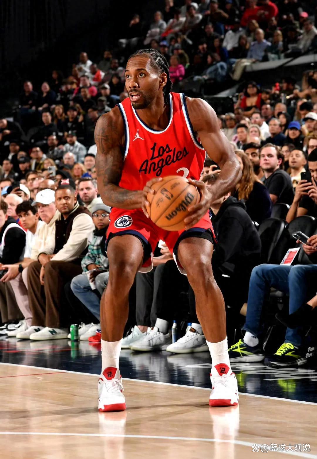 包含国际比赛日NBA常规赛焦点战，奥兰多魔术回应争议，底气十足，控场能力受关注的词条